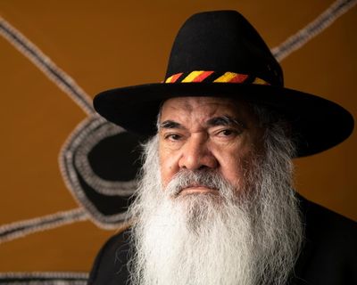 Patrick Dodson condemns decades of inaction on suicide hanging points in Australian prisons