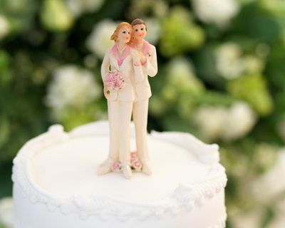 I’m just a bride-to-be. Looking for a suit. That doesn’t make me look like a politician
