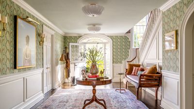 3 classic wallpaper prints interior designers never tire of