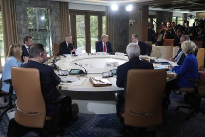 G7 leaders push Trump on trade as talks continue