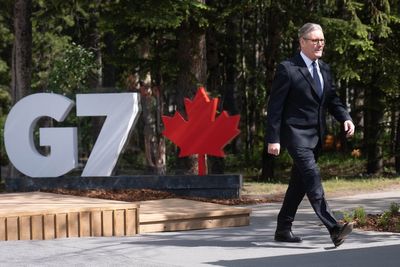 Sir Keir Starmer vows G7 will ‘squeeze’ Russia in Ukraine ceasefire bid