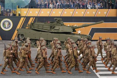 How unpopular is Trump? Even some people who attended his military parade don’t like him