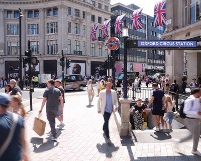 Oxford Street will be pedestrianised as soon as possible, says London mayor