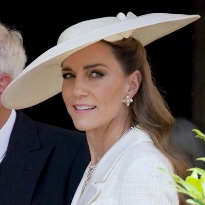 Kate Middleton Re-Wears a Self-Portrait Blazer Dress and Pearl Jewelry With a Hidden Significance for Garter Day 2025