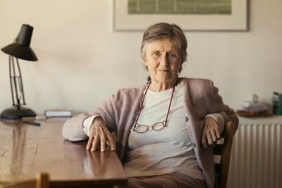 Helen Garner reflects on the ‘three worst weeks of my life’ caring for a dying friend