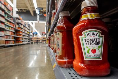 Kraft Heinz - which makes Jell-O, Kool-Aid and ketchup - promises to eliminate all chemical food dyes within two years