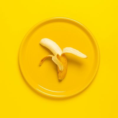 6 Secrets Behind the Cheapest Bananas in the Store