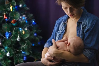 9 Times Breastfeeding Was Both Magical and a Hot Mess