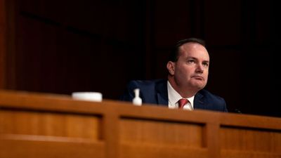 ‘All but unrecognizable’ Mike Lee goes full MAGA troll as he calls freeway protest ‘an act of war against the U.S’ and demands Mexico pay for troops