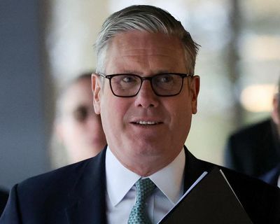 UK will look into more ‘transactional’ approach to granting visas, says Starmer