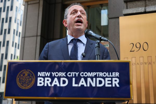 NYC Mayoral Candidate Brad Lander Detained by ICE