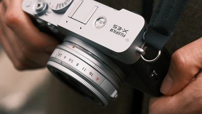 The Fujifilm X-E5 seems like a more versatile X100VI — and that’s why I’m tempted