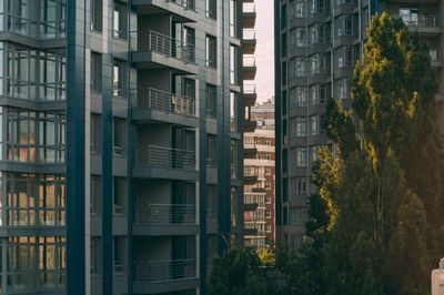 Answer These 7 Questions About Your Condo And We’ll Tell You How Safe It Actually Is