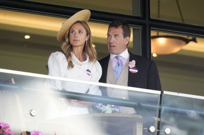 King and Queen welcome Peter Phillips’ girlfriend to Royal Ascot