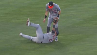 Astros 3B Luis Guillorme Stunned Teammates With Wild Acrobatic Catch vs. A's