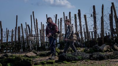 28 Years Later star Aaron Taylor-Johnson explains why the zombie sequel is "more horrific" than the average scary movie