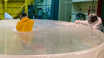 Giant telescope mirror gets a cleaning | Space photo of the day for June 17, 2025