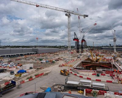 HS2 opening to be delayed past planned 2033 date, minister to announce