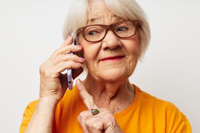 5 Times Saying ‘Yes’ on the Phone Could Legally Bind You to a Scam