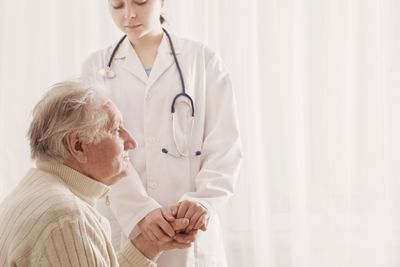 6 ‘Routine’ Surgeries That Are Riskier for People Over 60 Than You Were Told