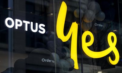 Optus agrees to $100m penalty for selling phones to customers who couldn’t afford them or were out of range