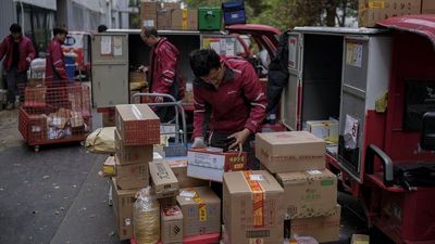 Commission finds AliExpress in breach of illegal content rules