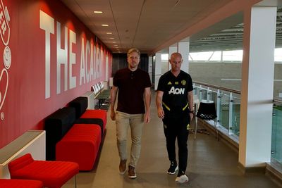 Man Utd academy director to leave for new Everton role