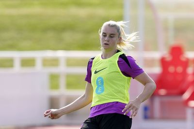 Alessia Russo: I fell into ‘trap’ of scrolling social media at last Euros