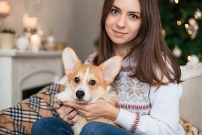 8 Ways Your Pet Knew You Were Pregnant Before You Did