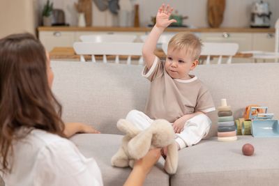 10 Creative Ways Toddlers Say “No” Without Actually Saying It