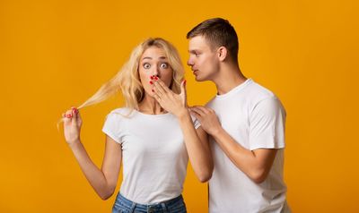 10 Jaw-Dropping Clues Your Husband Is Actually Working Against You
