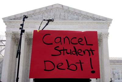 How to improve your credit score if you've missed student loan payments