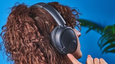 I review headphones for a living — 3 things you need to know before you buy