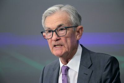 The Fed holds interest rates steady and forecasts two rate cuts for 2025