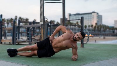 Strengthen and sculpt your side abs with this 10-minute bodyweight workout