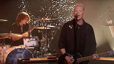 Watch The Offspring play one of the biggest pop-punk anthems of the '90s on Jimmy Kimmel Live