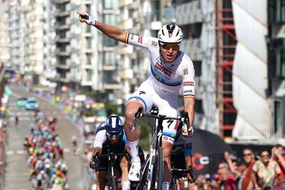 Baloise Belgium Tour: Tim Merlier sprints to stage 1 victory