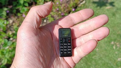 Zanco Tiny T1 review: the world's smallest phone is the size of a USB stick and it actually works!