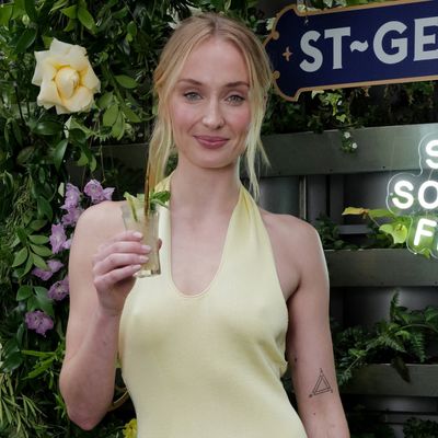 Sophie Turner's Butter Yellow Khaite Dress Has Me Melting Over the Color Trend Even More
