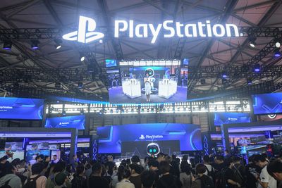 PlayStation to Acquire WB Games Franchises? New Rumor Claims 'Mortal Kombat,' DC Coming to Sony