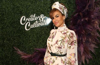 Eva Mendes' mom had first facial at 80