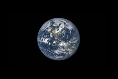 Unexpected passing object could help wipe out Earth