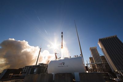 Cantor Boosts Rocket Lab Target to Street-High $35