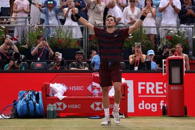 Carlos Alcaraz vs Arthur Rinderknech LIVE: Queen’s tennis scores and results with Fearnley beaten and Draper into semis