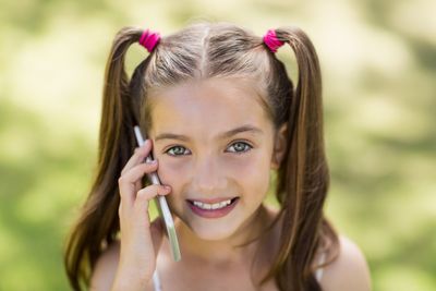 “My Kid Wants a Phone”: 12 Questions to Ask Yourself First
