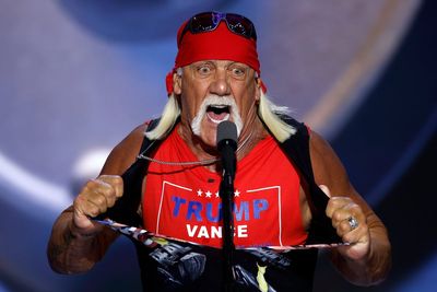 Hulk Hogan representative addresses rumors that wrestling legend is on his death bed