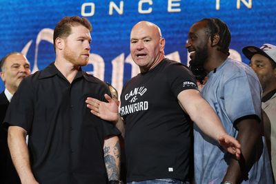 Is Canelo vs Crawford free on Netflix tonight?