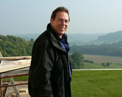 Mark Peploe, Oscar-winning scriptwriter of The Last Emperor, dies aged 82