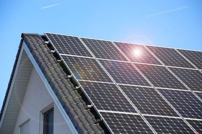 How long solar panels actually last on a typical UK home as fuel prices soar