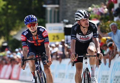 Tour de Suisse - Oscar Onley outsprints João Almeida to win queen stage 5 atop summit at Calanca